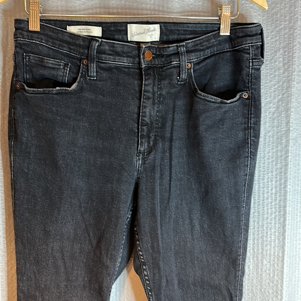 Universal thread jeans